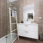 Home2book Modern With Pool In Διαμέρισμα Κοραλέχο